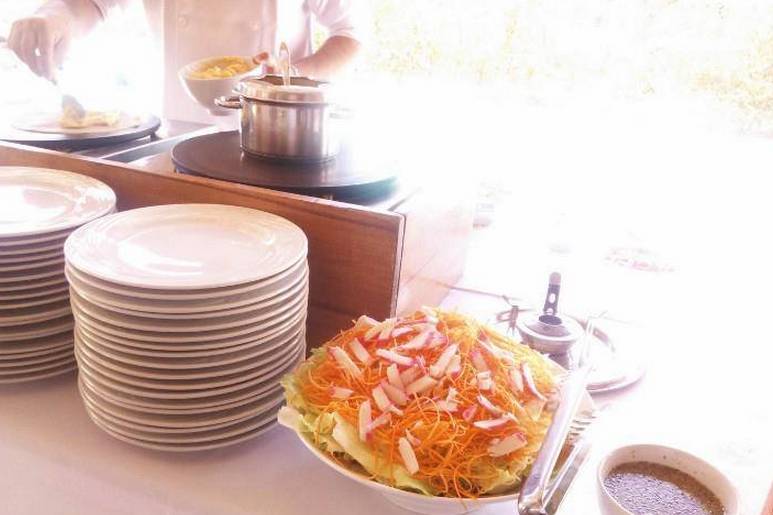 Acreperia Buffet