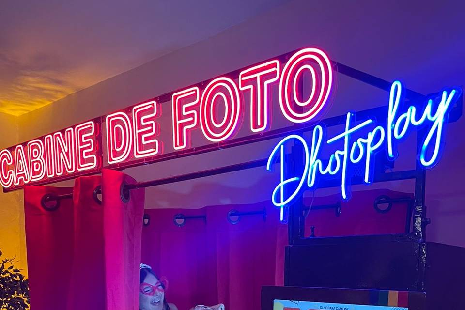 PhotoPlay